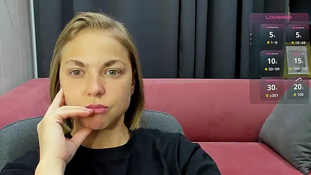 Snapshot of TataArdent chatting on November 11, 8:14 pm TataArdent online show from November 11, 8:14 pm