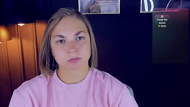 Snapshot of TataArdent chatting on November 10, 8:14 pm TataArdent online show from November 10, 8:14 pm