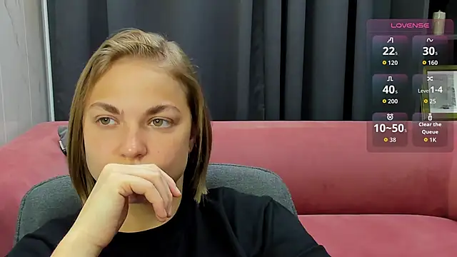 Snapshot of TataArdent chatting on November 6, 8:35 pm TataArdent online show from November 6, 8:35 pm