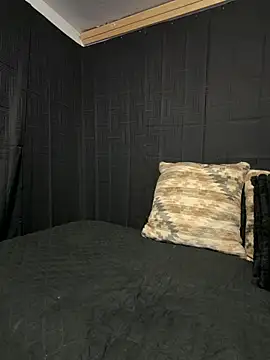 Rakiyahcharms online show from March 28, 6:47 am