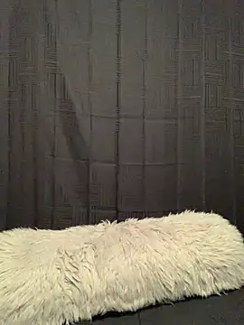 Snapshot of Rakiyahcharms chatting on February 21, 12:38 am Rakiyahcharms online show from February 21, 12:38 am