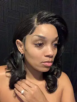Snapshot of Rakiyahcharms chatting on October 3, 5:36 pm Rakiyahcharms online show from October 3, 5:36 pm