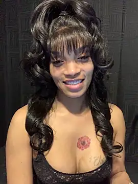 Rakiyahcharms online show from February 21, 6:15 am