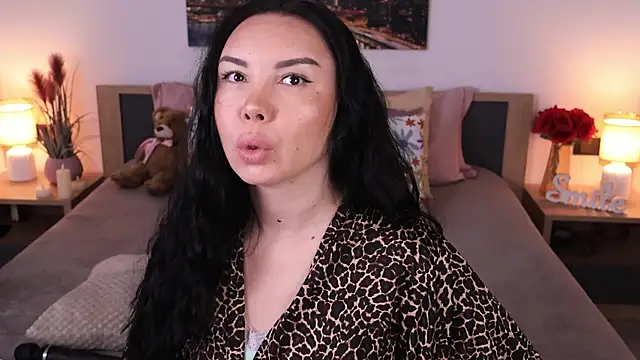 Leila  Sweet online show from October 2, 5:00 am