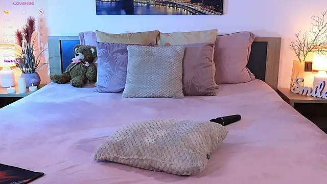 Leila  Sweet online show from February 1, 11:31 am