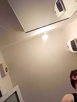 Snapshot of Miki20677 chatting on March 7, 7:19 pm Miki20677 online show from March 7, 7:19 pm