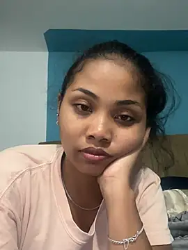 naya86 online show from April 10, 2:46 pm