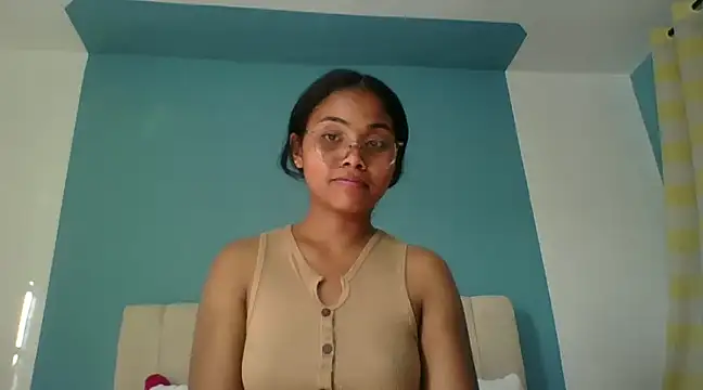 Snapshot of naya86 chatting on March 1, 1:29 pm naya86 online show from March 1, 1:29 pm