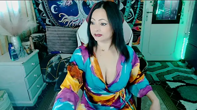 Snapshot of indica_me chatting on September 20, 5:34 am indica me online show from September 20, 5:34 am