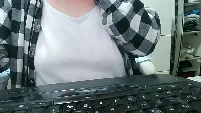 heidi60 online show from October 10, 6:42 pm