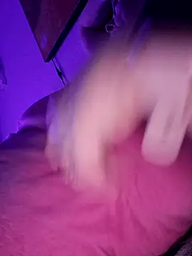 Snapshot of heidi60 chatting on February 11, 4:51 pm heidi60 online show from February 11, 4:51 pm