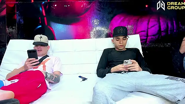 AmazingPartys online show from April 4, 7:31 pm