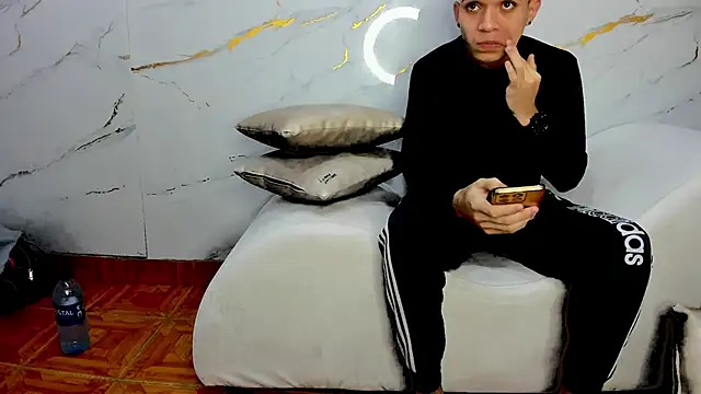 AmazingPartys online show from March 12, 3:23 am