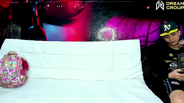 AmazingPartys online show from April 17, 7:38 pm