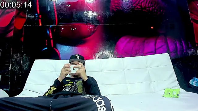 AmazingPartys online show from March 22, 7:59 pm