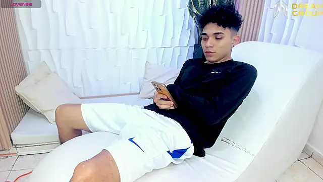 AmazingPartys online show from March 2, 2:56 am