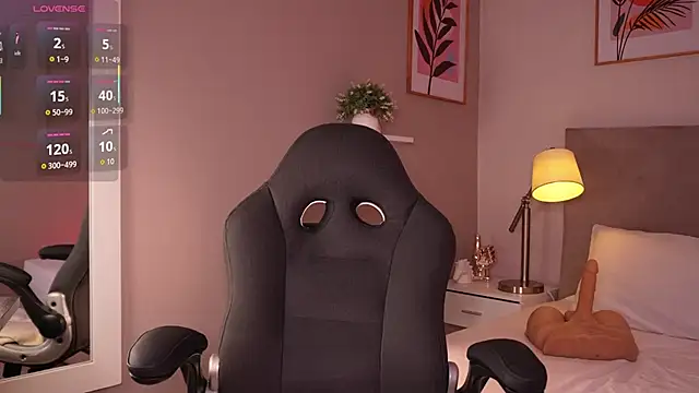 cinnamon afrodit online show from November 16, 12:54 pm