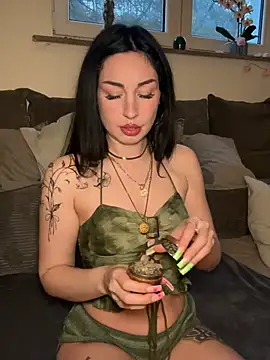 Estherjizz online show from March 28, 5:58 pm