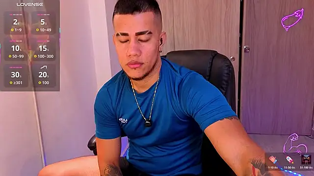 CRAZYBOYLOVE online show from March 7, 11:38 am