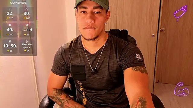 CRAZYBOYLOVE online show from February 16, 11:42 am