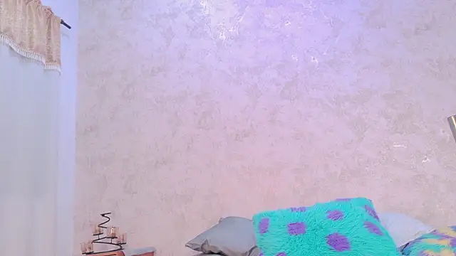 cristinapuerta  online show from June 19, 11:38 am
