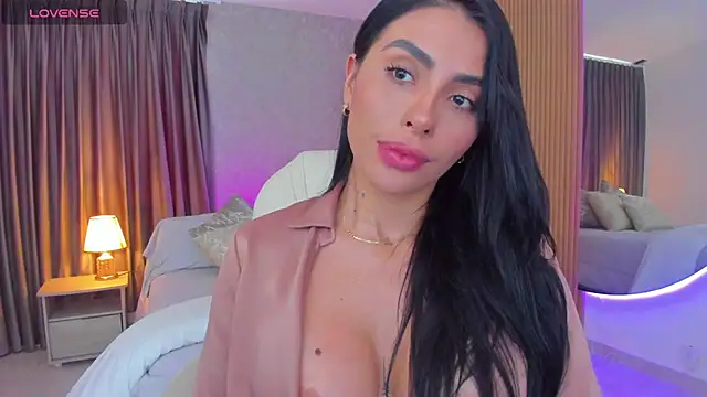 Sarah Stone  online show from October 2, 7:50 pm