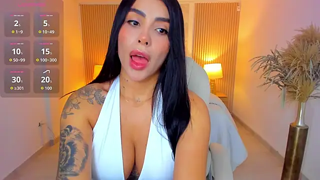 Sarah Stone  online show from February 16, 8:29 pm