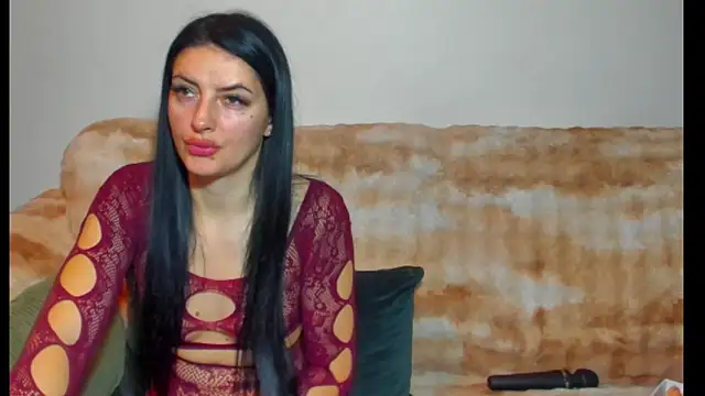 Snapshot of GlamourousKassy chatting on December 16, 8:35 pm GlamourousKassy online show from December 16, 8:35 pm