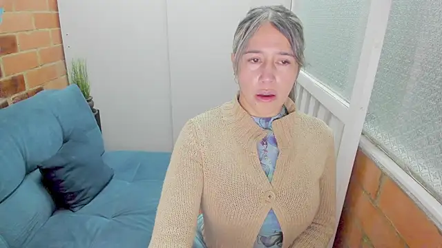 Snapshot of Penelope47 chatting on November 24, 7:14 pm Penelope47 online show from November 24, 7:14 pm