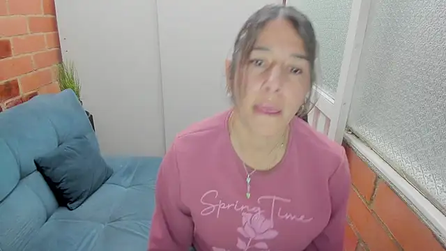 Penelope47 online show from April 16, 9:39 pm