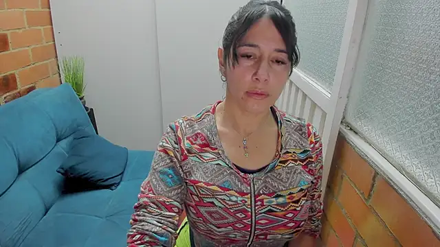 Snapshot of Penelope47 chatting on October 28, 6:51 pm Penelope47 online show from October 28, 6:51 pm