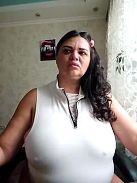 littleRikka online show from October 10, 8:26 am