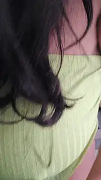 littleRikka online show from March 1, 9:31 am