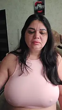 littleRikka online show from April 8, 5:42 am