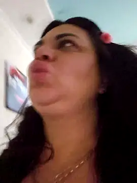 littleRikka online show from October 10, 8:31 pm