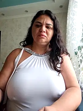 Snapshot of littleRikka chatting on November 14, 7:23 am littleRikka online show from November 14, 7:23 am