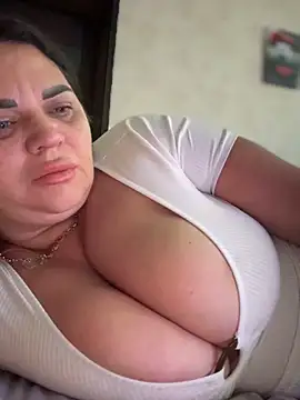 Snapshot of littleRikka chatting on November 29, 9:04 pm littleRikka online show from November 29, 9:04 pm