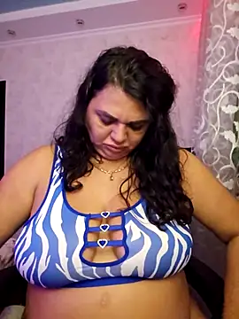 Snapshot of littleRikka chatting on October 30, 8:28 pm littleRikka online show from October 30, 8:28 pm