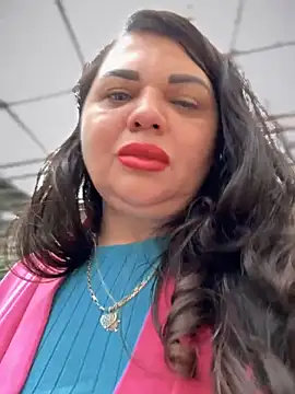 Snapshot of littleRikka chatting on December 2, 9:44 am littleRikka online show from December 2, 9:44 am