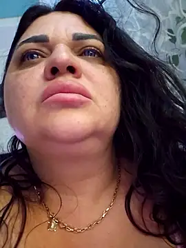 littleRikka online show from April 3, 8:04 pm