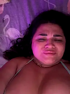 Snapshot of littleRikka chatting on November 16, 7:51 pm littleRikka online show from November 16, 7:51 pm