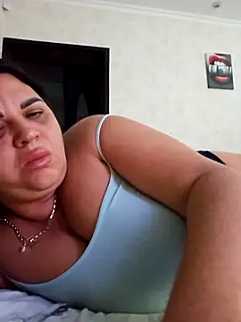 littleRikka online show from October 4, 6:42 pm