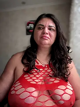 Snapshot of littleRikka chatting on December 14, 8:09 am littleRikka online show from December 14, 8:09 am