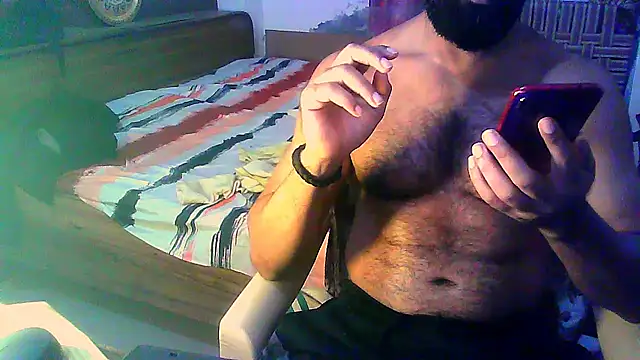 Snapshot of Vbestshow chatting on February 9, 12:36 pm Vbestshow online show from February 9, 12:36 pm