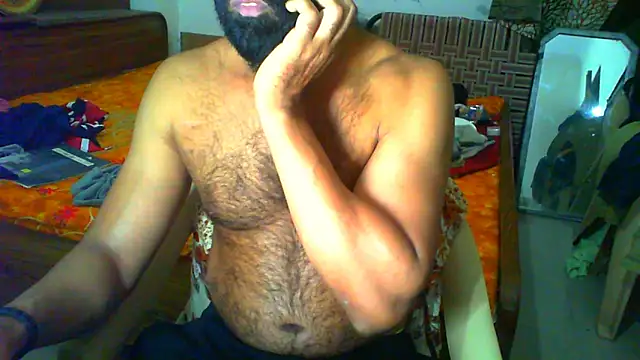 Snapshot of Vbestshow chatting on February 21, 12:01 am Vbestshow online show from February 21, 12:01 am