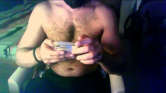 Snapshot of Vbestshow chatting on February 1, 12:36 pm Vbestshow online show from February 1, 12:36 pm