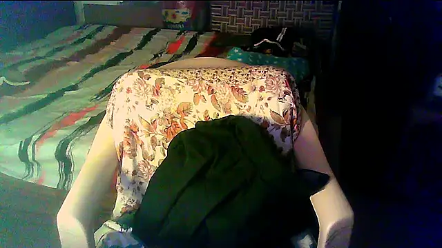 Snapshot of Vbestshow chatting on February 4, 12:22 pm Vbestshow online show from February 4, 12:22 pm