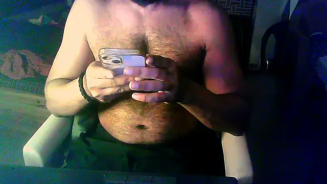 Snapshot of Vbestshow chatting on February 15, 12:37 pm Vbestshow online show from February 15, 12:37 pm