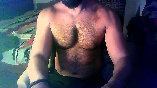 Snapshot of Vbestshow chatting on February 12, 11:32 am Vbestshow online show from February 12, 11:32 am