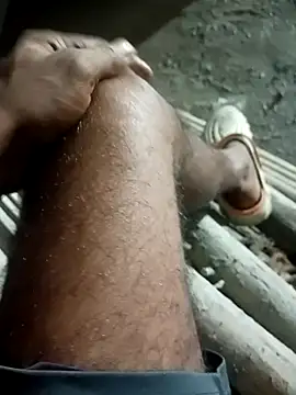 Snapshot of Bengali_BULL1 chatting on September 30, 4:13 pm Bengali BULL1 online show from September 30, 4:13 pm